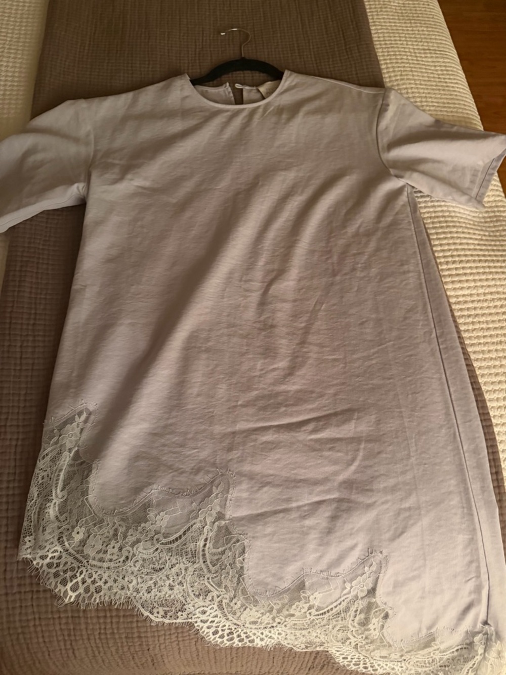 Lace Hem Short Sleeve top in Light Blue
